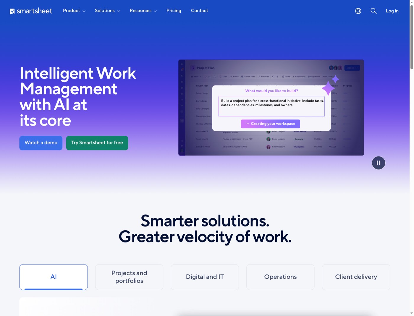 Desktop view of the Smartsheet homepage and its free-trial call to action
